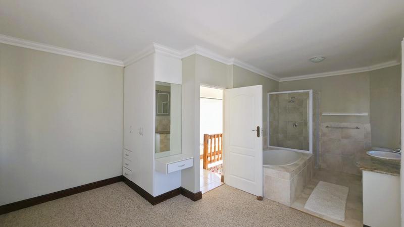4 Bedroom Property for Sale in Groot Brakrivier Central Western Cape